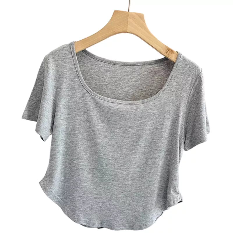 camiseta de mujer extragrande de manga corta con cuello redondo